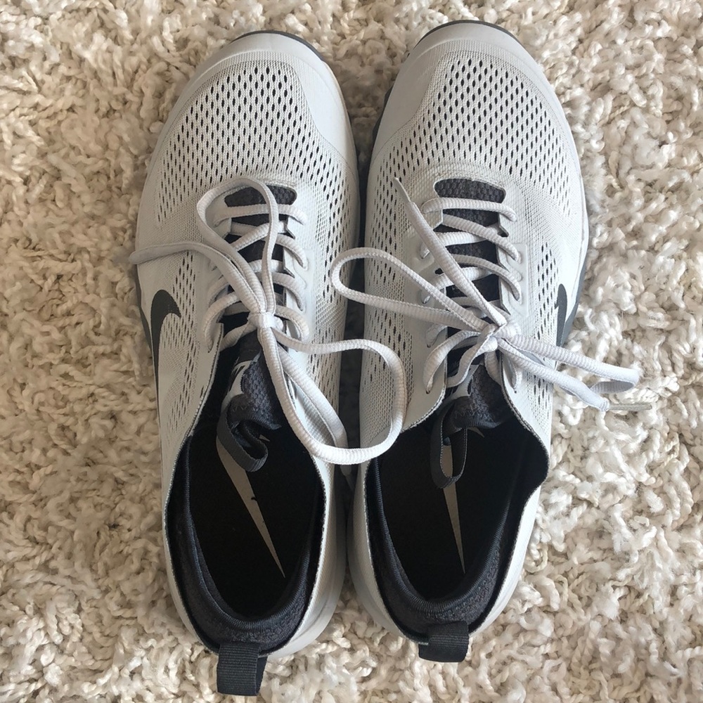 Men’s NWOT Nike P100 Men’s Golf Shoes